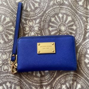 Michael Kors wristlet